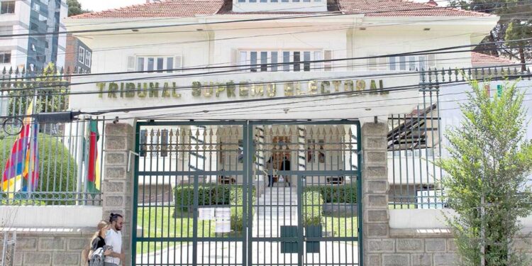 TSE rechaza  cualquier  amenaza contra  los vocales