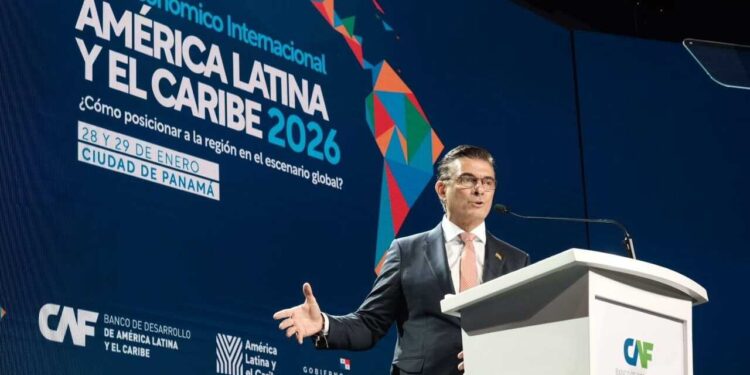 Foro Económico de la CAF: Paz ofrece a Chile los ‘puertos’ de Bolivia para conexión con Brasil