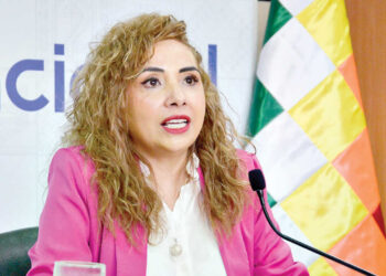Acusan a expresidenta de Aduana  por malversar Bs 10 millones