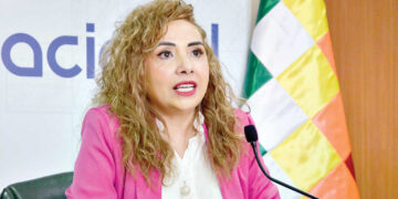 Acusan a expresidenta de Aduana  por malversar Bs 10 millones