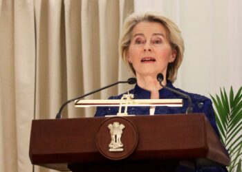 La Unión Europea pidió a EEUU que respete el acuerdo comercial alcanzado el año pasado tras la subida de aranceles de Trump