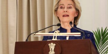 La Unión Europea pidió a EEUU que respete el acuerdo comercial  alcanzado el año pasado tras la subida de aranceles de Trump