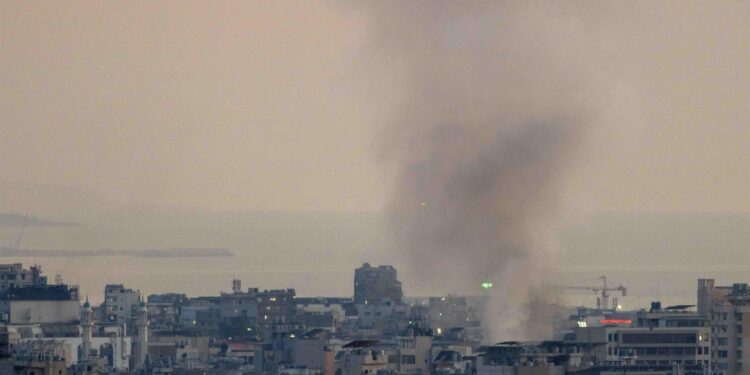 EN VIVO: Israel llevó a cabo “operaciones terrestres limitadas” contra infraestructura clave del Hezbollah en el sur de Líbano