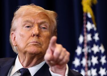 EN VIVO: Trump advirtió que el régimen de Irán será golpeado “20 veces más fuerte” si bloquea el paso de petróleo por el Estrecho de Ormuz