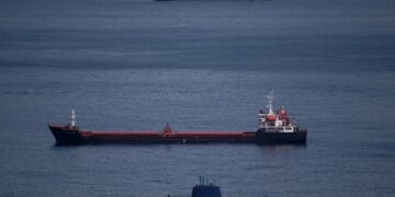 Tensión en Medio Oriente: el precio del petróleo se dispara y caen las bolsas en Asia