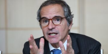 Rafael Grossi advirtió que hasta 20 países podrían buscar desarrollar una bomba atómica