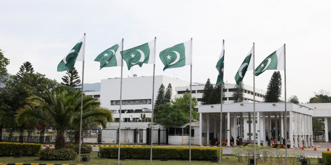 EN VIVO | La delegación de Estados Unidos aterrizó en Islamabad para su negociación con enviados de Irán