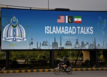 EN VIVO: El régimen de Irán pone en duda su participación en las negociaciones con Estados Unidos en Pakistán
