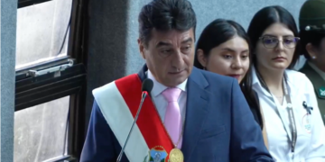 Torres asume segundo mandato como alcalde de Tarija
