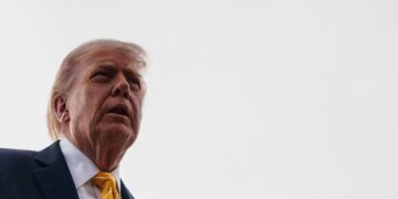 Trump afirmó que está revisando una nueva propuesta de Irán para poner fin a la guerra, pero duda que sea “aceptable”
