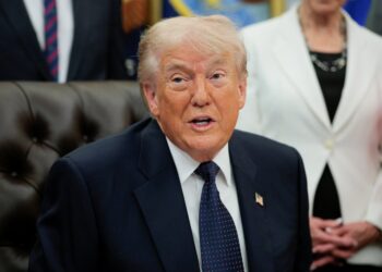 Trump presiona al régimen de Irán para que acepte su propuesta: “Si no lo hacen, comenzarán los bombardeos”