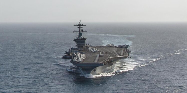En medio de las negociaciones, Irán lanza nuevas amenazas a Trump: “La Armada que cree destruida lo mandará al fondo del mar”