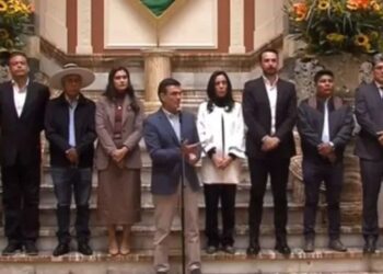 Paz y gobernadores electos acuerdan coordinación para enfrentar la crisis y promover desarrollo regional
