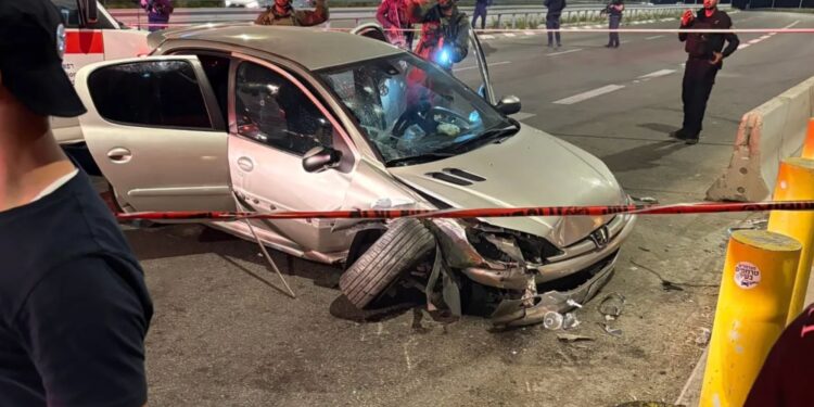 Ataque terrorista en Cisjordania: al menos cuatro heridos luego de que un palestino atropellara a varios peatones