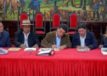 La Alcaldía, Feicobol y la Exposur firman convenio de cooperación