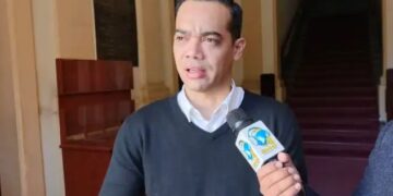 Vicegobernador anuncia el cierre de la Gobernación de Tarija si no existe la ley de organización emitida por la Asamblea