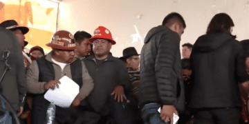CONALJUCIB impulsa diálogo entre COB y gobierno para resolver demandas laborales