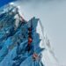 Qué le pasa al cerebro, los pulmones y el cuerpo en la zona de la muerte del Everest
