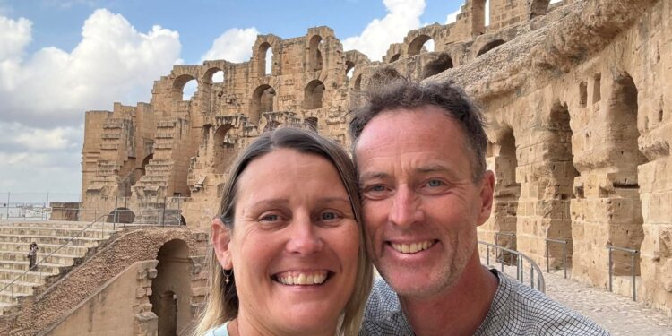 Una pareja británica perdió la apelación contra una condena de 10 años de prisión en Irán