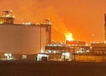 Una explosión sacudió el principal complejo gasífero de Qatar en medio de las negociaciones entre Estados Unidos e Irán