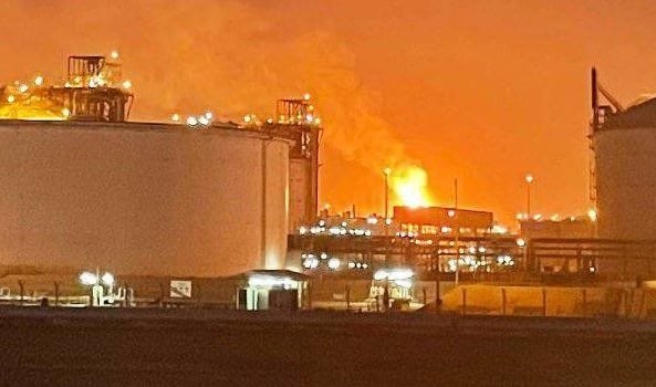 Una explosión sacudió el principal complejo gasífero de Qatar en medio de las negociaciones entre Estados Unidos e Irán