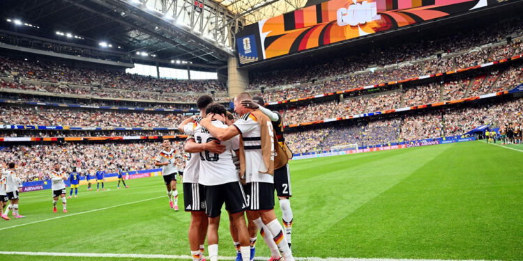 Alemania pasa la aplanadora, Japón avisa, Ecuador pierde y Suecia golea