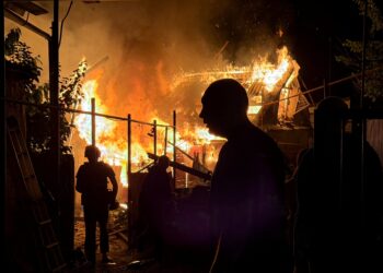 Rusia lanzó un nuevo ataque con misiles y drones contra varias regiones de Ucrania: al menos tres muertos