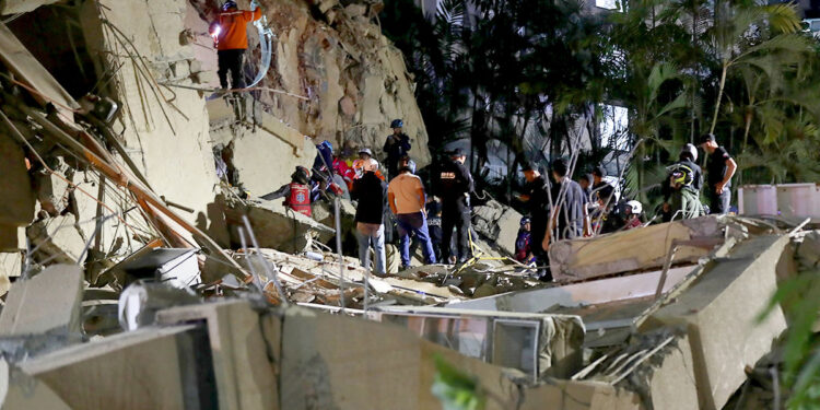 Venezuela reporta 32 fallecidos y más de 700 heridos tras doble terremoto de 7,2 y 7,5
