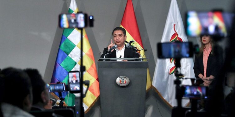 Gobierno invita a dialogar a la COB sobre sus demandas para «pacificar» el país