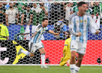Messi, Mbappé y Haaland brillan con goles y récords