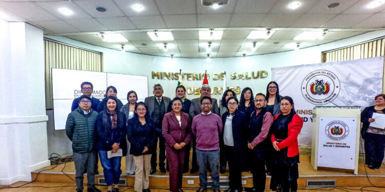 Ministerio de Salud y Unicef lanzan diplomado para fortalecer la rehabilitación temprana de niños con discapacidad en Bolivia
