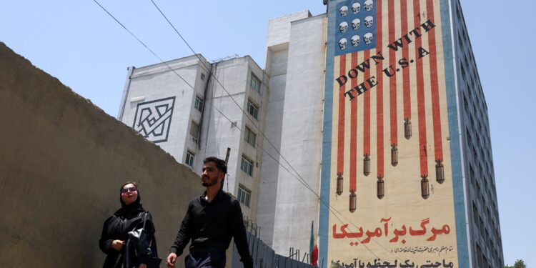 Delegaciones de Estados Unidos e Irán se dirigen a Doha, aunque persisten las dudas sobre un encuentro