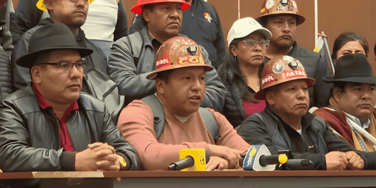 Felipe Loza denuncia asfixia al sindicalismo por DS 5654