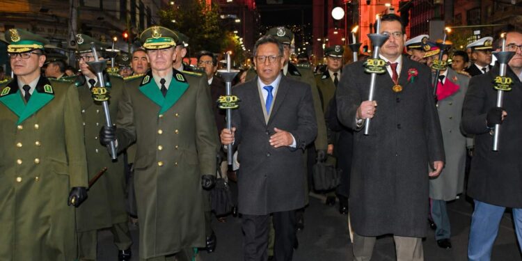 Gobierno anuncia denuncia formal contra Evo Morales por los 53 días de bloqueos y sentencia el “fin” de esta medida como protesta social