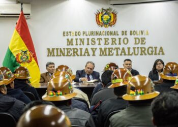 Federación de Cooperativas Mineras señala improvisación en encuentro nacional
