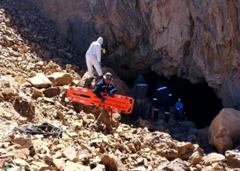Ejército reporta enfrentamiento y desprendimiento de tierra en Huanuni