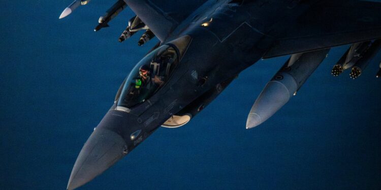 EEUU completó un nuevo ataque contra posiciones militares iraníes en respuesta a los intentos de agresión a sus tropas en Medio Oriente