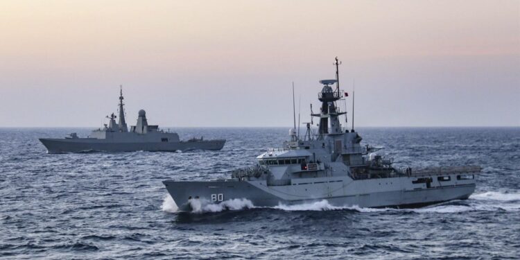 Arabia Saudita encabezará una alianza defensiva para proteger el tráfico marítimo en el mar Rojo