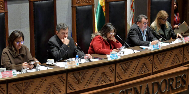 Senado crea comisión para investigar presunta influencia de Zapatero en el país