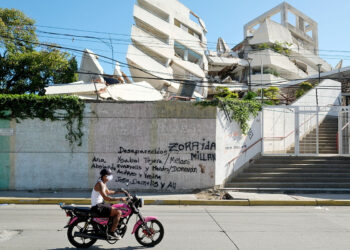 Venezuela suma 3.811 muertes tras dos semanas de los sismos y esboza su plan de vivienda