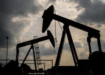 Guerra en Medio Oriente en VIVO | El Brent cae cerca del 4% y el barril desciende de los 100 dólares a 97