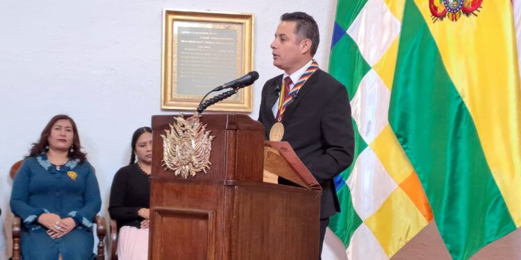 «El Estado está fallando»: Edman Lara advierte sobre el desborde del crimen organizado en Santa Cruz y pide ayuda para Barrio Lindo