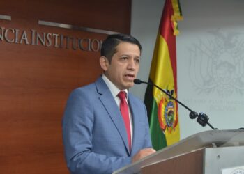 Denuncian a 14 ejecutivos y particulares por «asociación delictuosa» en YPFB y destapan irregularidades en Botrading