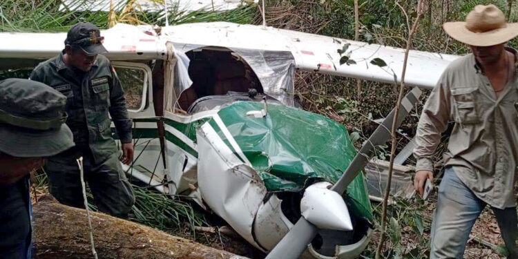 Dos heridos, un fallecido y un desaparecido al caer una avioneta en Cachascani