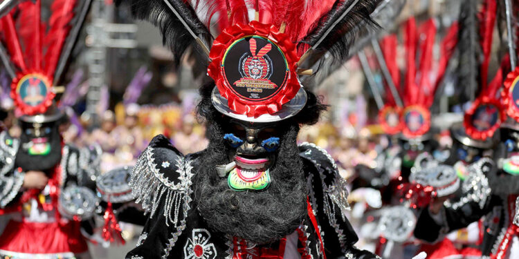 La devoción y el folclore se lucen en la fiesta patrimonial del Gran Poder