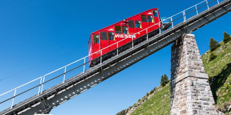Dónde está la escalera más larga del mundo y por qué casi nunca se puede subir