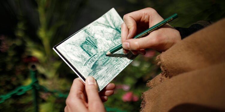 El calor récord en Francia pone en riesgo los jardines de Monet en Giverny