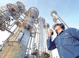 “Bolivia va a poder evidenciar (…) que esta es una estafa histórica”, el director de la OFEP revela que la industrialización solo dejó un legado de deudas