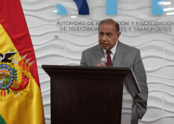 El director de la ATT señala que el diésel incide entre el 20% y 27% en los pasajes interdepartamentales y anuncia sanciones a operadores que subieron tarifas sin autorización