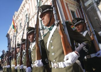 «Nosotros no estamos buscando impunidad (…) estamos buscando que se haga justicia”, coronel defiende proyecto de ley para la restitución de policías y militares